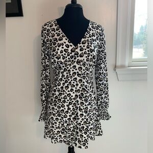 Heart shaped Leopard Print Long Sleeve Dress